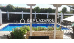 Luxury 5 bedroom house with swimming pool for sale in Oroklini