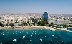 Office 130 m2 to rent in Neapolis
