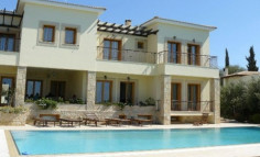 New villa in Aphrodite Hills 