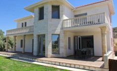 Attractive luxury villa for sale in Latchi 