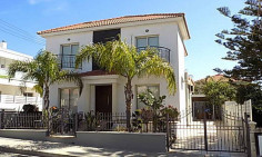 For sale a 3 bedroom house in Agios Athanasios, Limassol 