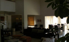 Luxury house with large land in Moni, 2khm from the beach! 