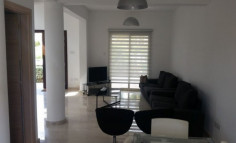 4 bedroom house close to sandy beach 