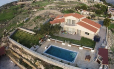 Parekklisia villa for sale 