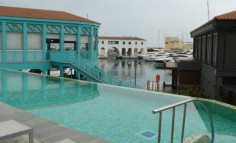 Beautiful 3-bedroom luxury apartment for sale at Limassol Marina with water views! 