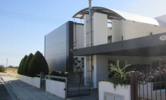 Modern design 3 bedroom house for sale in Episkopi Limassol 