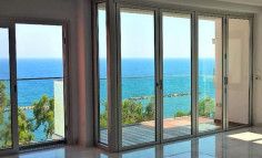 3- bed beachfront apartment near posidonia hotel 