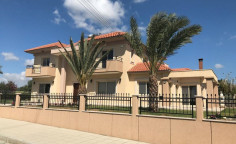 Villa in the suburbs of Limassol 