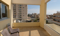 Nice 3-bedroom penthouse for sale, 1khm from the beach in Limassol! 