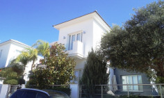 5-bed villa near the beach! 