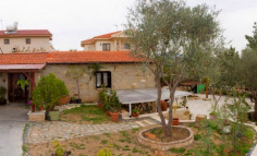 Traditional 3 bedroom, stone-built villa in Pyrgos, Limassol 