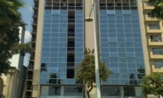 Luxury seafront commercial building 