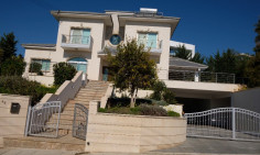 5-bedroom villa for sale at Mesovounia, Limassol 