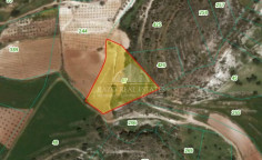 Beautiful agricultural to buy in Pachna