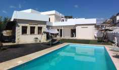 5 bedroom villa for sale at Ayia Fyla 