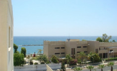 Apartment (penthouse) in Amathounta, Limassol for rent 