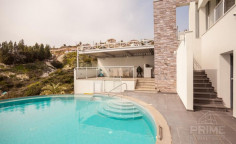 6 bedroom villa with swimming pool for sale in Agios Tychonas