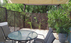 Large 2 bed apartment with swimming pool for sale in Universal