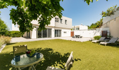 Beautiful 3 bedroom house with swimming pool for sale in Konia