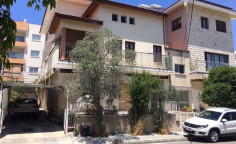 Large 4 bedroom apartment for sale in Aglantzia