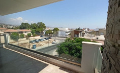 Beautiful 3 beds apartment for sale in Mesa Geitonia