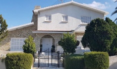 Luxury 3 bedroom house for sale in Aglantzia