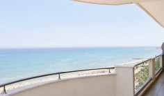 Apartment (flat) in Larnaca marina city center for sale 