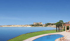 Large 3 bedroom villa for sale in Coral Bay