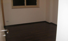 Spacious 2 bedroom apartment with swimming pool for sale in Germasogeia