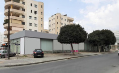 Shop 565 m2 for sale in Agioi Omologites