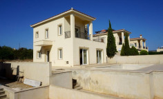Beautiful 3 bedroom house with swimming pool for sale in Neo Chorio Beautiful 3 bedroom house with swimming pool for sale in Neo Chorio