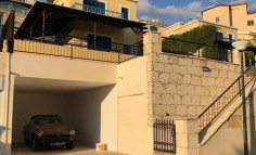 3 bedroom house with swimming pool to rent in Agios Tychonas