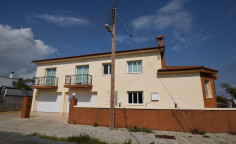 Spacious 4 bedroom house for sale in Liopetri