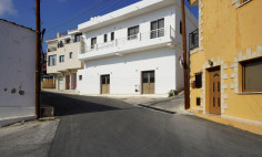 Commercial for sale in Peyia