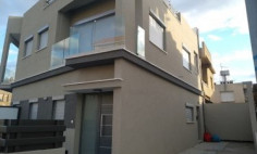 Residential 220 m2 for sale in Mesa Geitonia, Limassol