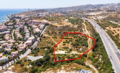 Land for sale in Agios Tychonas, Limassol