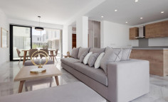 4 bedroom furnished villa with swimming pool to rent in Emba