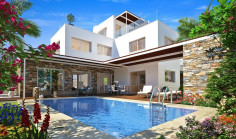 4 bedroom villa with swimming pool for sale in Geroskipou Tourist Area