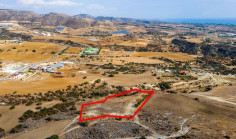 Residential 6780 m2 for sale in Maroni, Larnaca