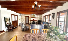 4 bedroom furnished villa with swimming pool to rent in Pano Akourdaleia