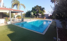 Luxurious 400sqm house with swimming pool in Aradippou, Larnaca 