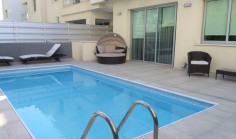 Luxury 4 bedroom furnished house with swimming pool to rent in Germasogeia Tourist Area