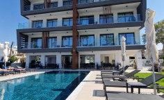 Spacious 2 bedroom furnished apartment with swimming pool to rent in Kato Paphos