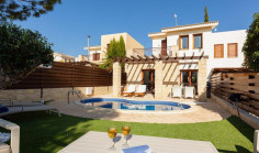 2 bedroom house with swimming pool for sale in Aphrodite Hills