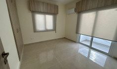 Office 140 m2 to rent in Mesa Geitonia