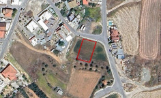 Spacious residential 633 m2 for sale in Palaiometocho, Nicosia