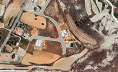 Spacious residential 585 m2 for sale in Kampia, Nicosia