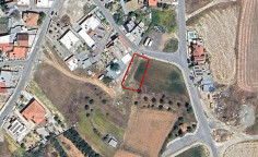 Spacious residential 550 m2 for sale in Palaiometocho, Nicosia