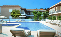 2 bedroom apartment with swimming pool for sale in Poli Crysochous