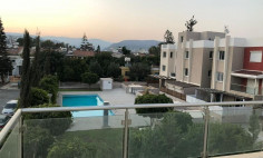 3 bedroom apartment with swimming pool to rent in Germasogeia Tourist Area
